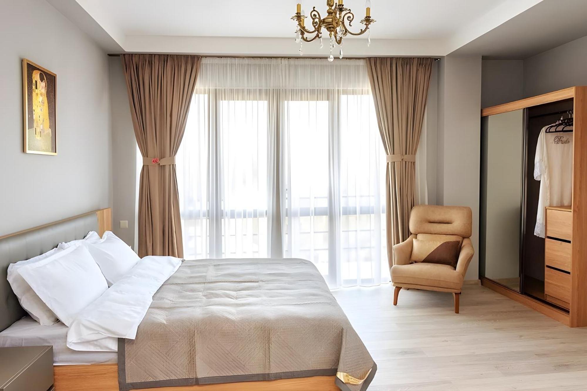 Tbilisi Mare Hotel Exterior photo